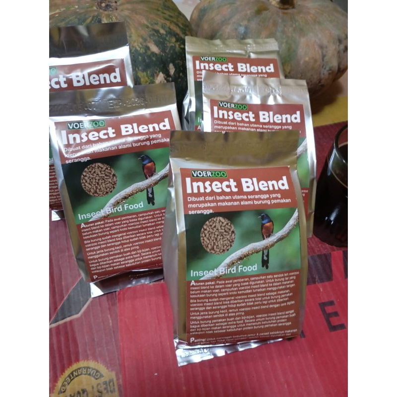 Voerzoo Insect Blend 225gr - Pakan Burung Murai,Kacer,Cendet,Sulingan Gunung,Gelatik Watu,Sirtu/Cipo