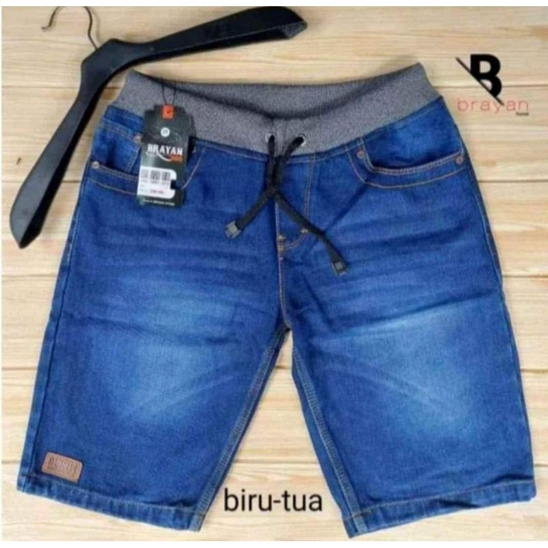 CELANA PENDEK LEVIS