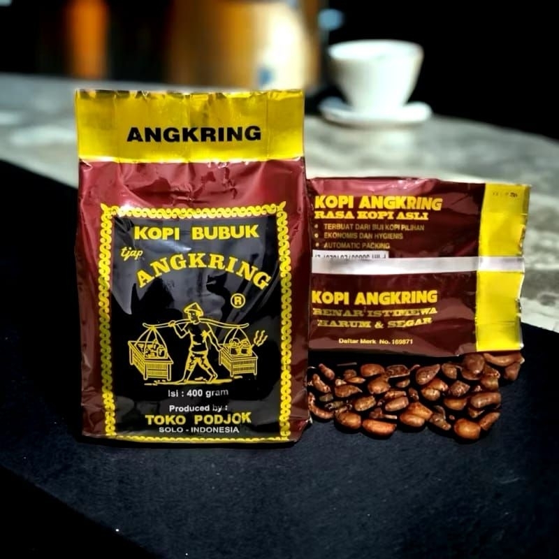 

Kopi Bubuk Legendaris Khas Solo Tjap Angkring Toko Podjok 400 Gr Terlaris