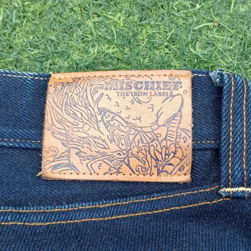 Mischief Denim Ryujin 25 Oz size 33 slim straight