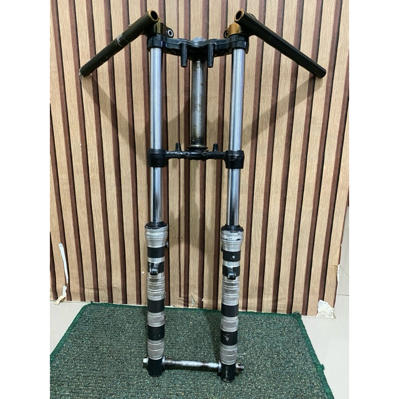 Segitiga set depan pnp ninja r rr ss + stang altech SEGITIGA FU NINJA R RR SS SHOCK DEPAN NINJA R RR