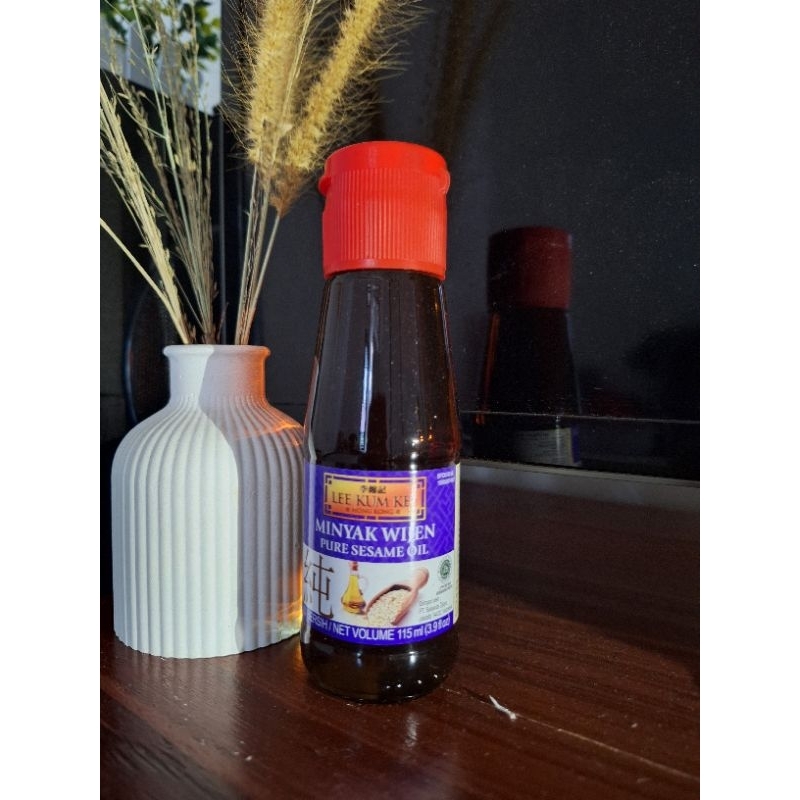 

HG Lee Kum Kee Minyak Wijen Pure Sesame Oil 115ml Exp 2026