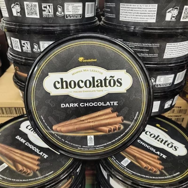 

Chocolatos Dark Chocolate Wafer Roll