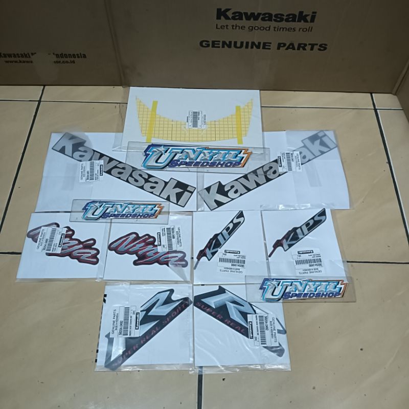 STIKER SETIKER STRIPING LOGO EMBLEM FULLSET  MOTOR NINJA RR OLD HITAM 2009 ZX CBU CKD ORIGINAL KAWAS