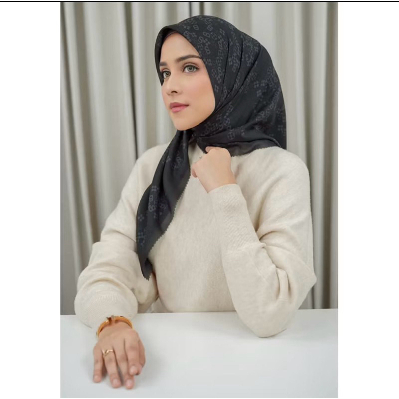 new buttonscarves monogram series (ink)