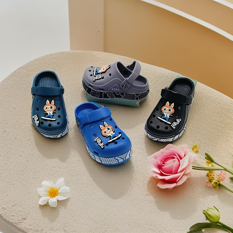 sandal sebo labubu anak laki-laki lucu anti slip variasi warna banyak,kualitas terbagus,model tebaru