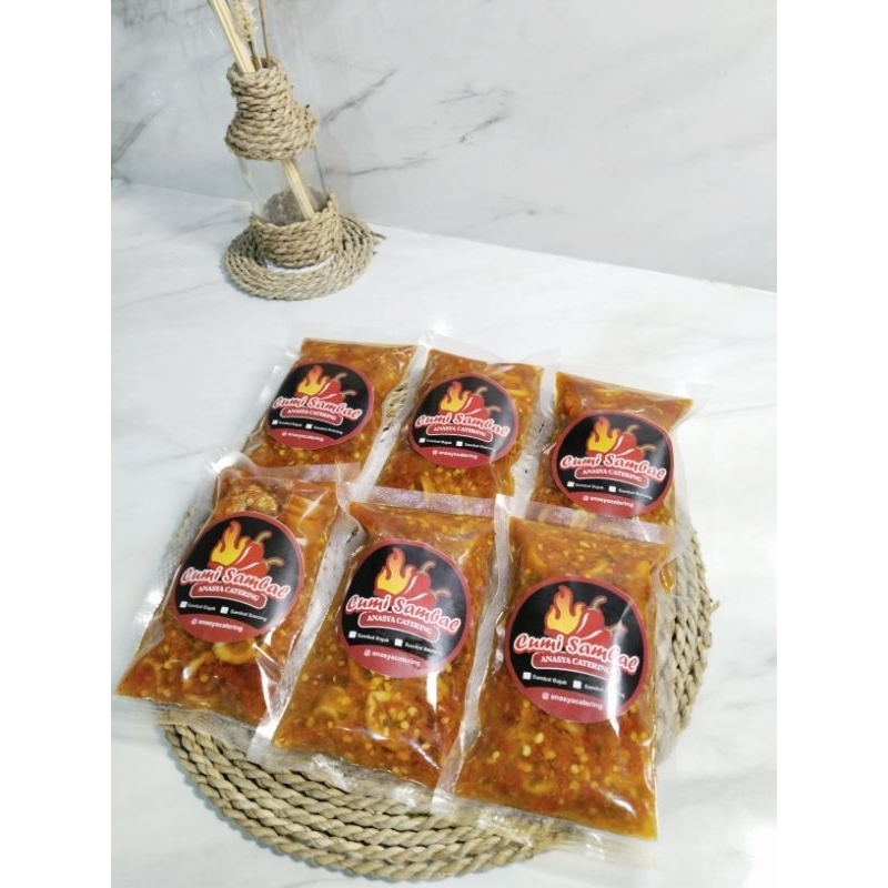 

SAMBAL BAWANG CUMI ANASYA CATERING