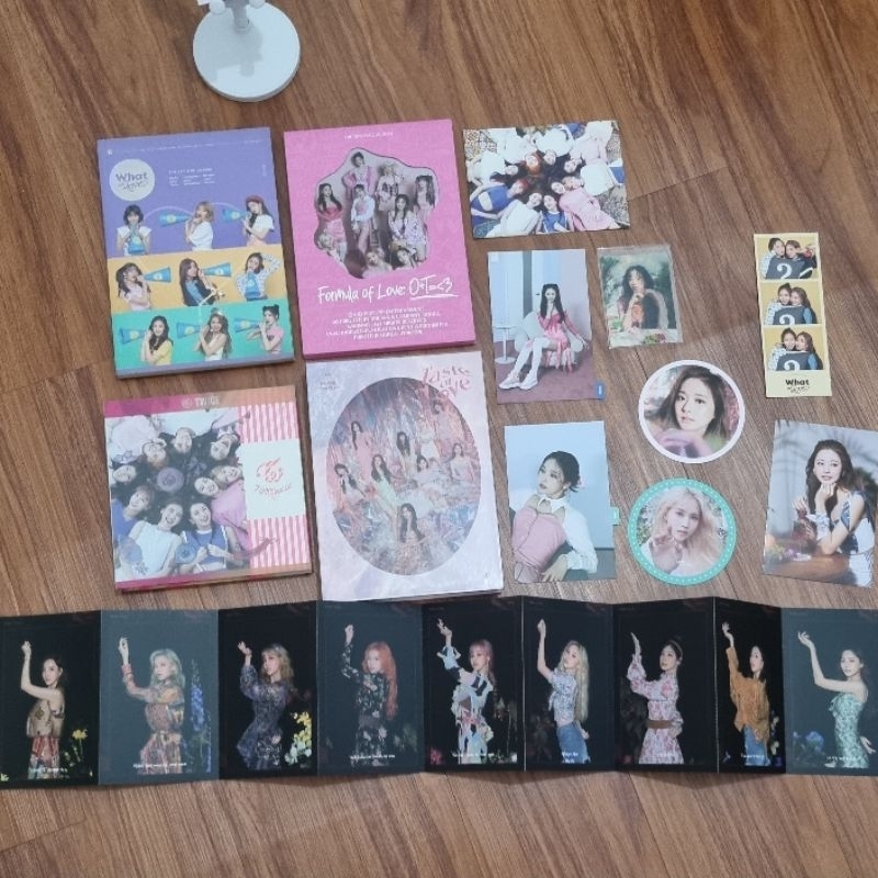 TAKE ALL ONLY TWICE ALBUM SET (album, photocard dan perintilan) wts nayeon jeongyeon momo sana jihyo