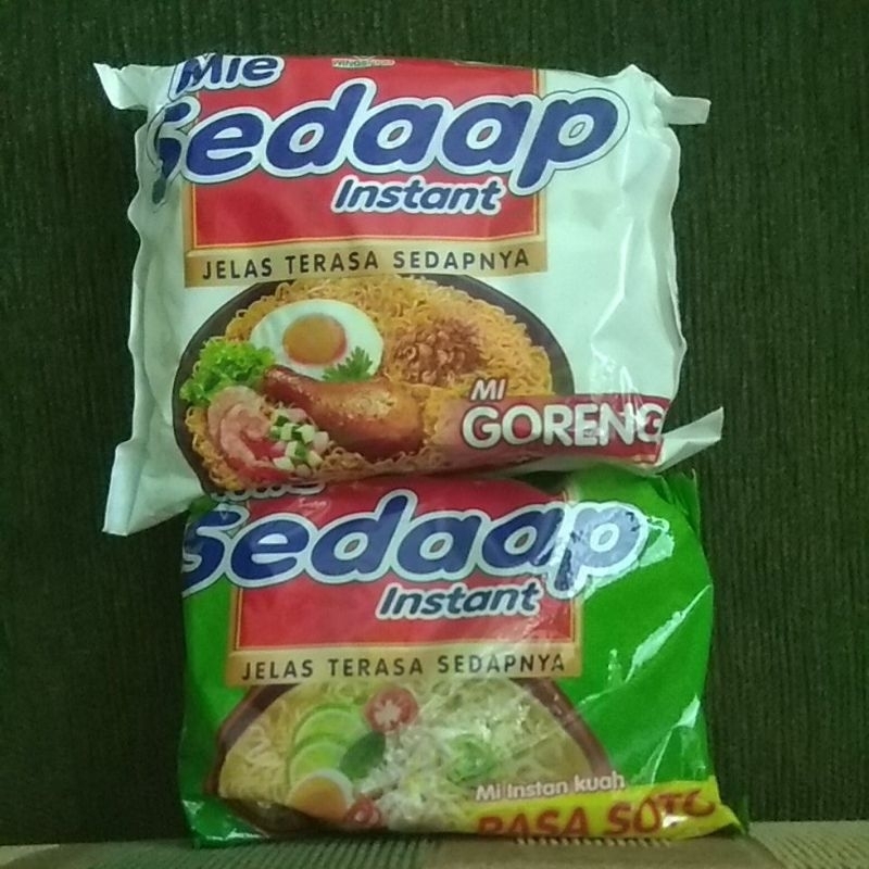 

Free Packing Kardus Mie Sedaap Instant Soto Sedap 75gram goreng 90gram