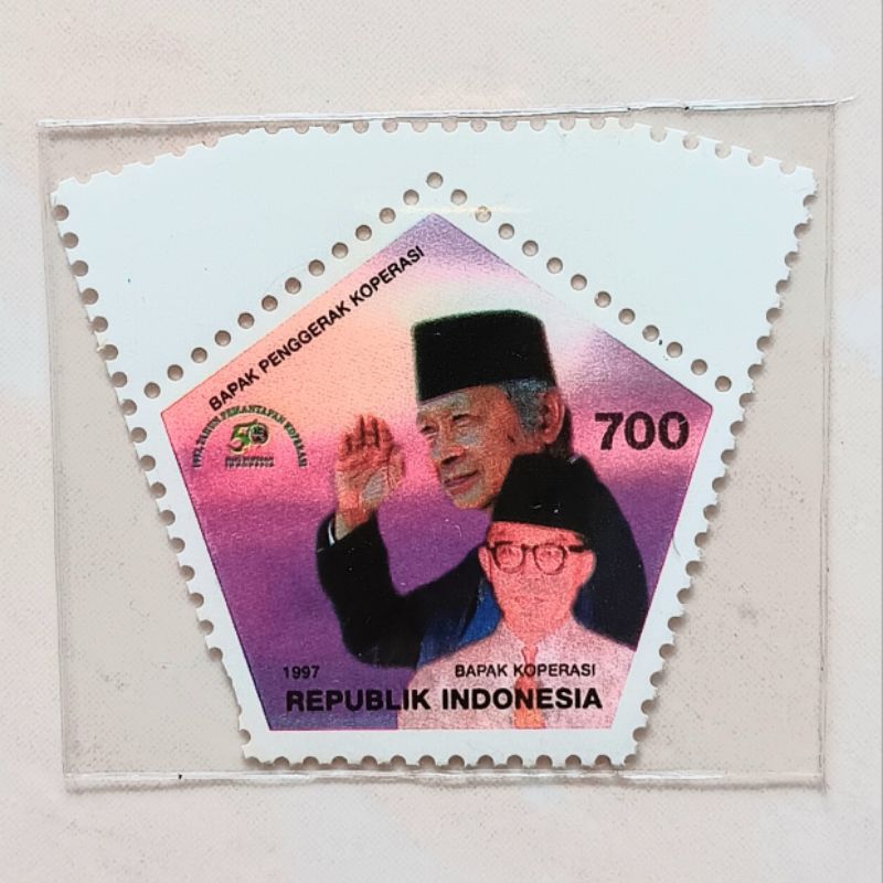 (BD1) Perangko Indonesia 1997 Tahun Emas Koperasi - Mohammad Hatta  Soeharto 700 rupiah Mint