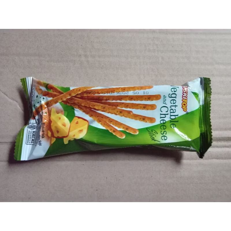 

Biskitop Vegetable and Cheese Stick 50 gr (Satuan)