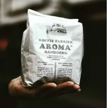 

Kopi Aroma Bandung 500gr / Moka Arabika, Robusta, Mix, Toraja