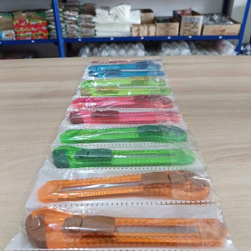 

Cutter Besar (Harga per pcs)