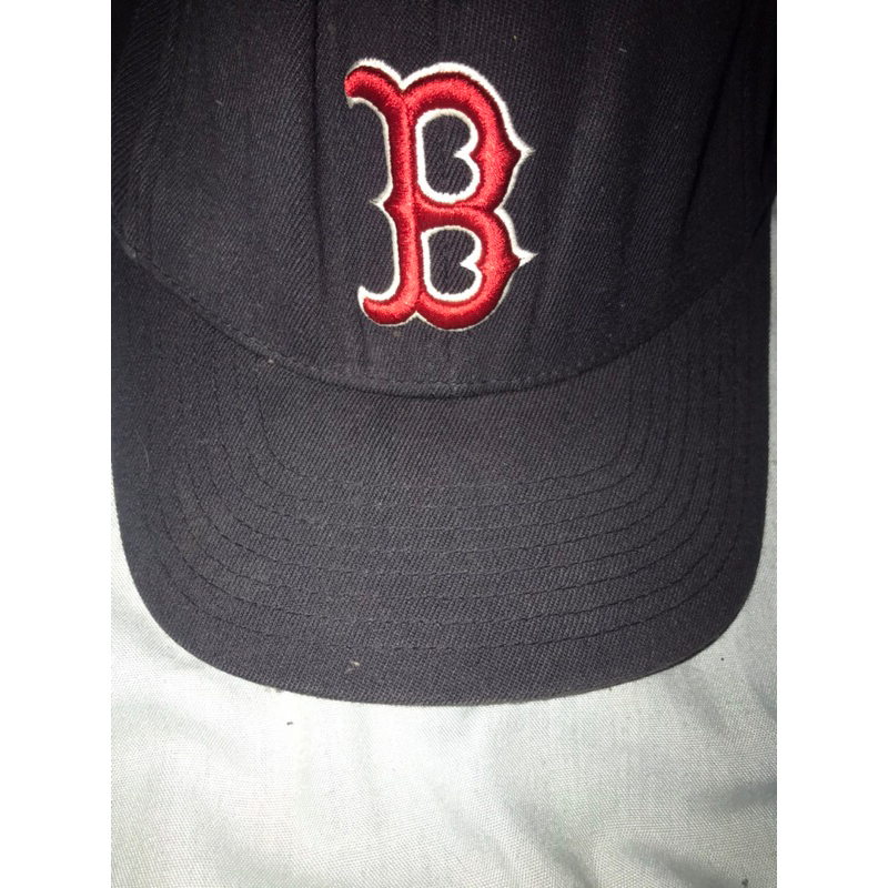 Topi MLB Boston second