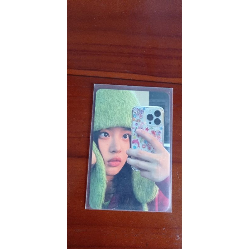 photo crad official hanni iphone