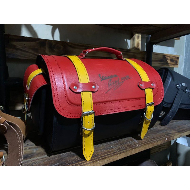 Tas motor kulit side bag motor vespa