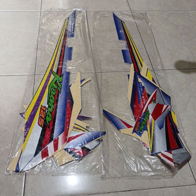 striping stiker les body Honda Kirana 2005 biru