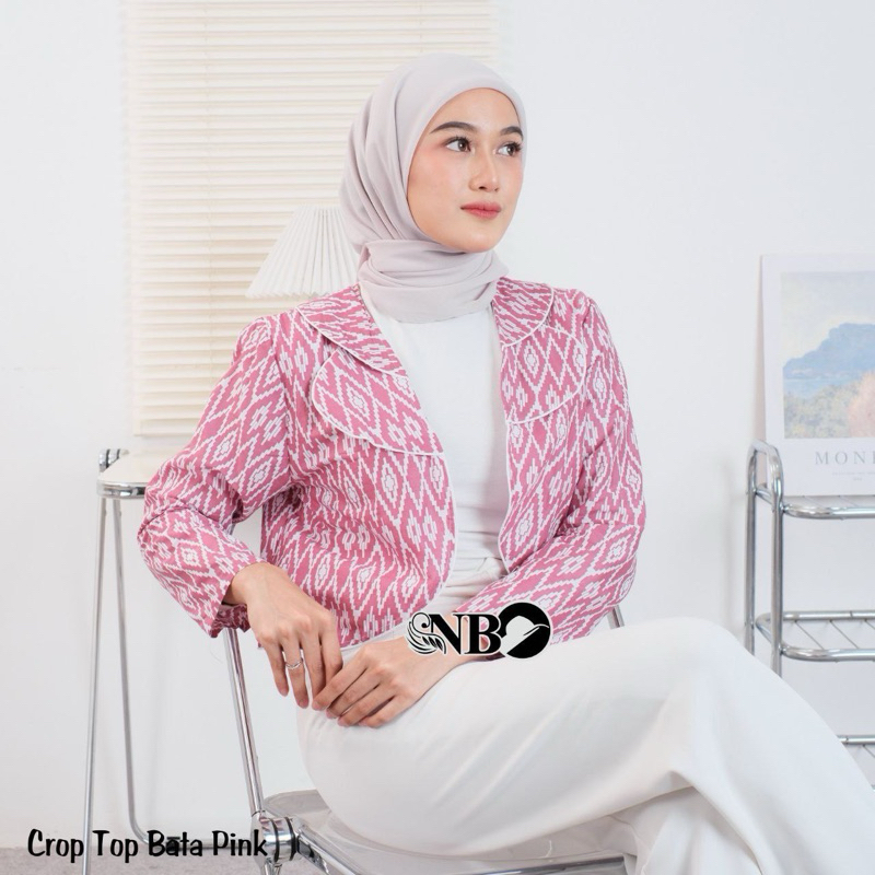 BLAZER CROP TOP BATIK
