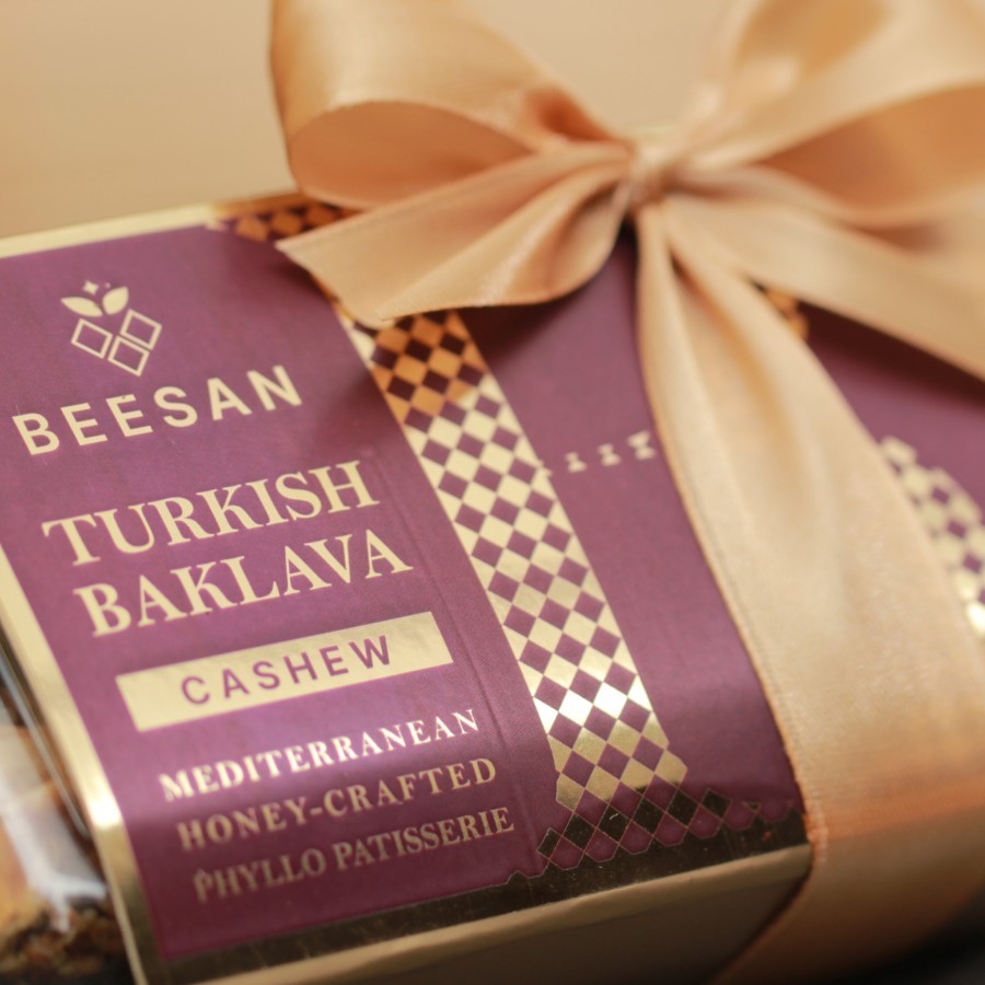 

Beesan Turkish Baklava Cashew 190g (Isi 20pcs)