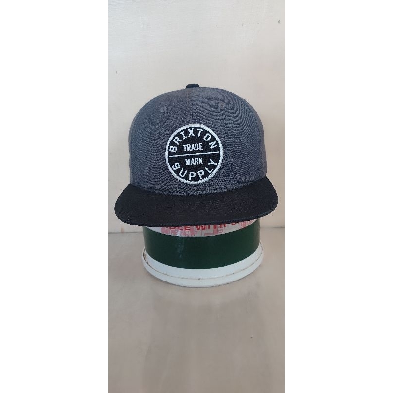 Topi second Brixton