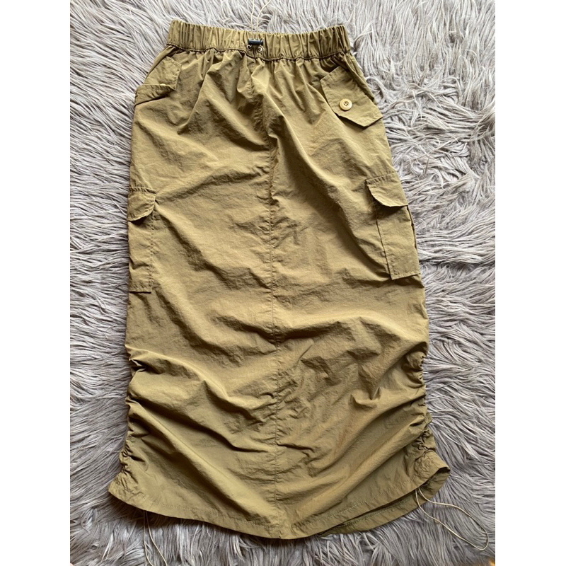 Preloved rok cargo parasut / Rok cargo serut parasut