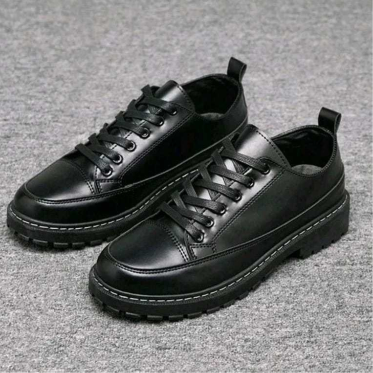 Sepatu pantofel pria kulit asli Docmart Terbaru Import Kekinian