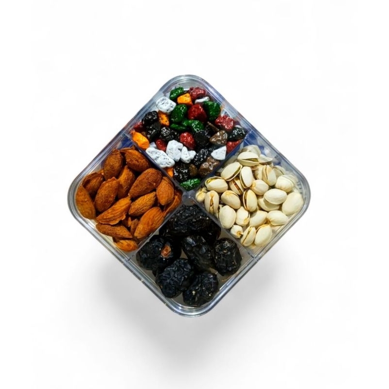 

QH "Paket 1" Hampers Cemilan Box Khas Arab Kurma Ajwa' Kacang Pistachio' Kacang Almond Kulit' coklat