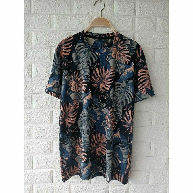 Baju Kaos Janda Bolong /Kaos monstera