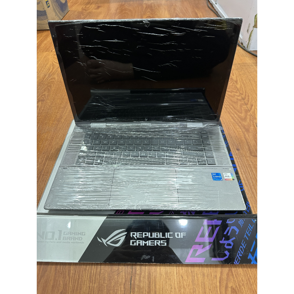 HP Envy X360 EW1058WM Intel Core i5