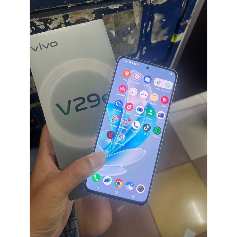 Vivo v29e 8/256GB -  Layar AMOLED 120Hz, Kamera 64MP OIS, Harga Terbaik