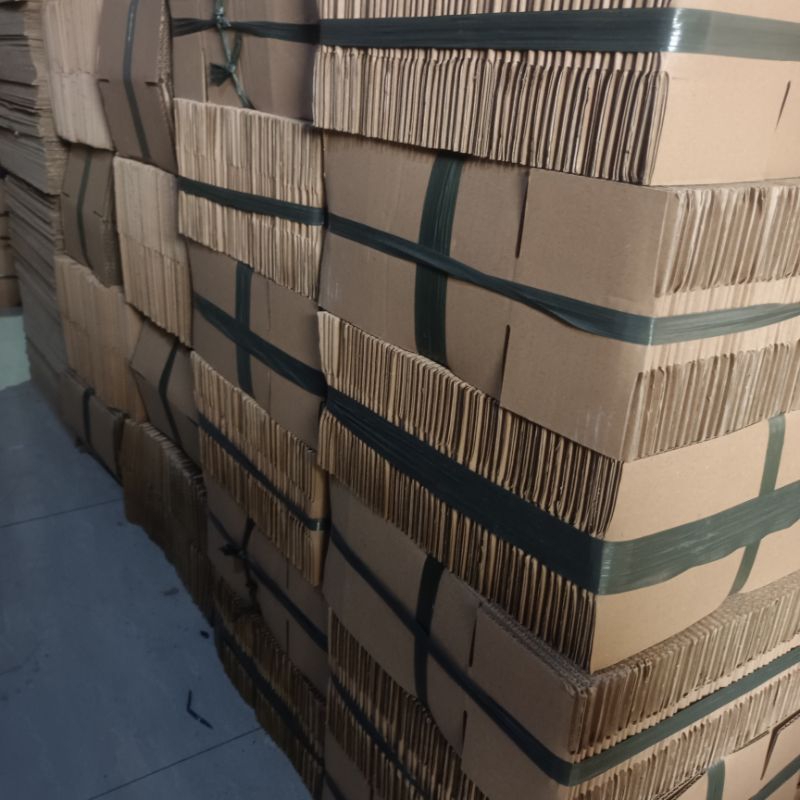 

kardus karton box Uk. 10x10x20 cm .....ST MODEL INDOMIE