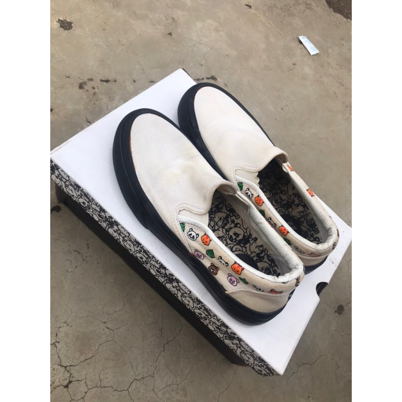 Sepatu CRSL X GOZEAL White PL