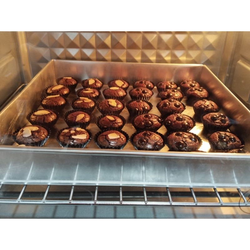

BROWNIES KERING TOPLES