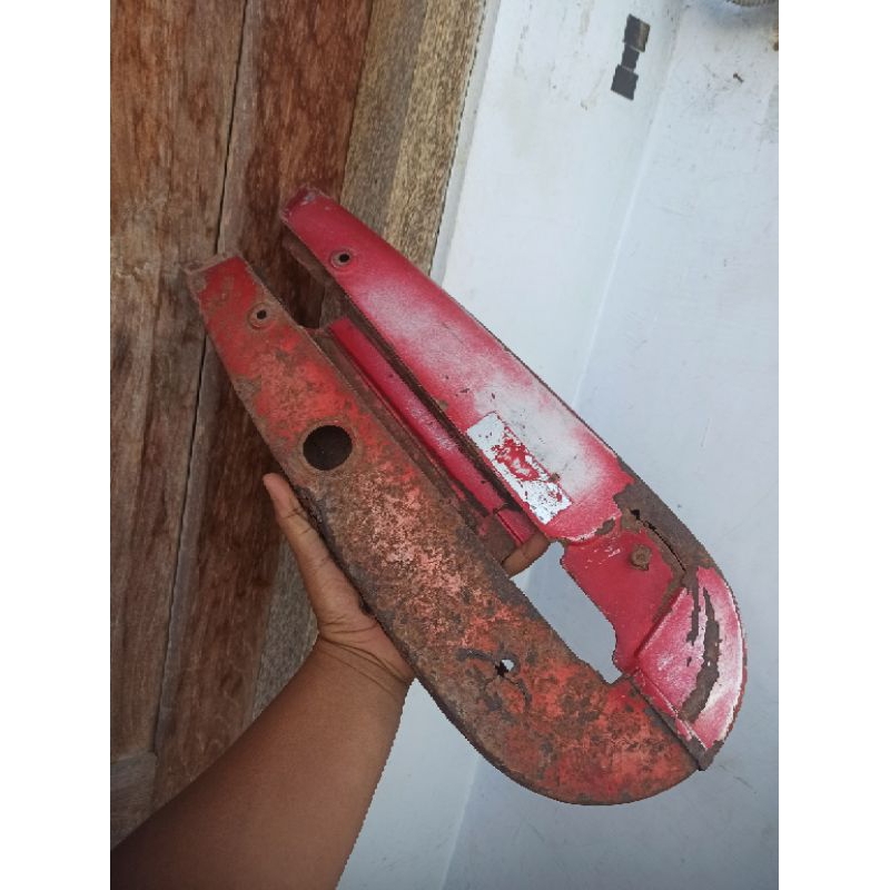Katengkas tutup rantai chaincover Honda c50 c70 c700 c800 supercub pispot original