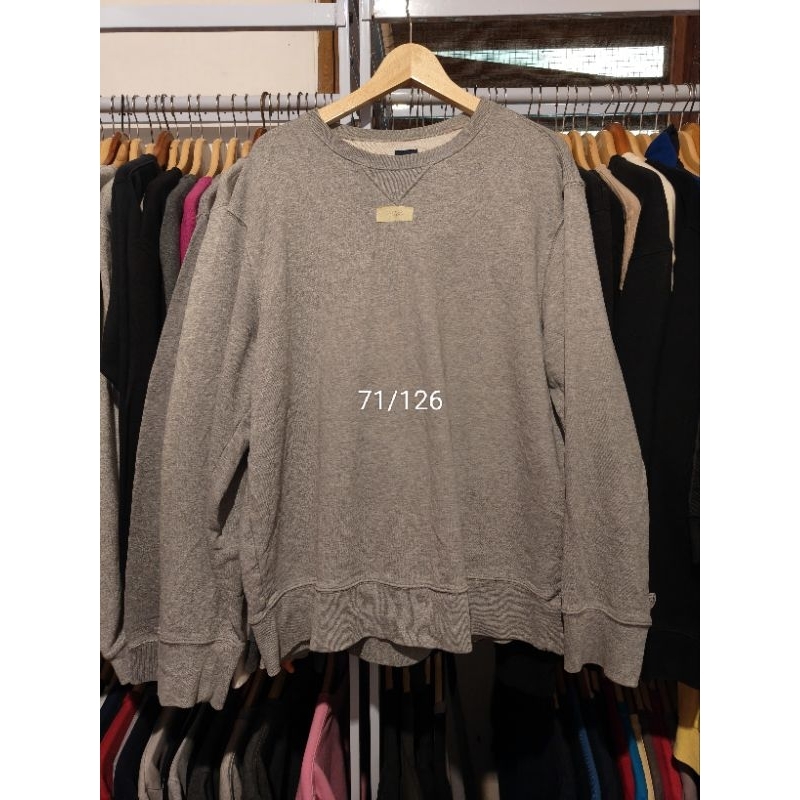 Gap crewneck