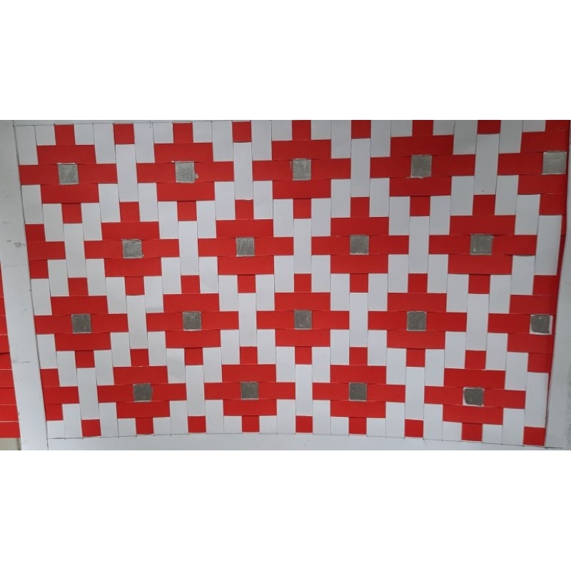 

ANYAMAN KERTAS BUFALO SUDAH JADI