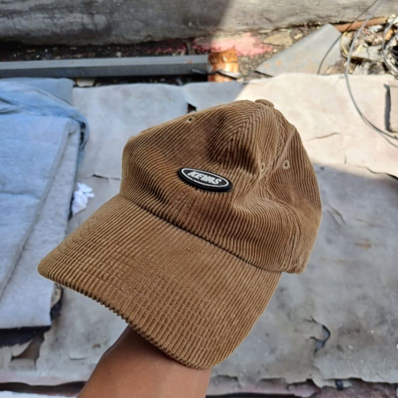topi Corduroy kevas