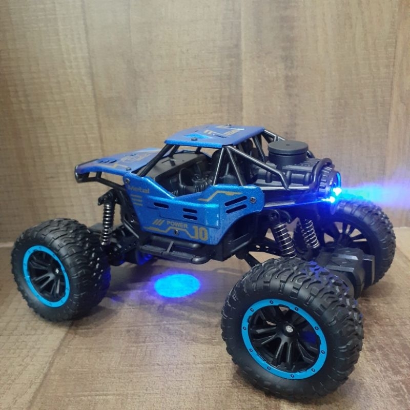 TERBARU Bintang RC mainan mobil remote control RC off-road metal spray asap led// mainan mobil