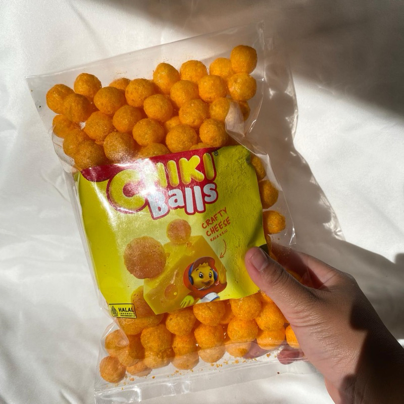 

SNACK BRANDED KILOAN CHIKIBALL KEJU