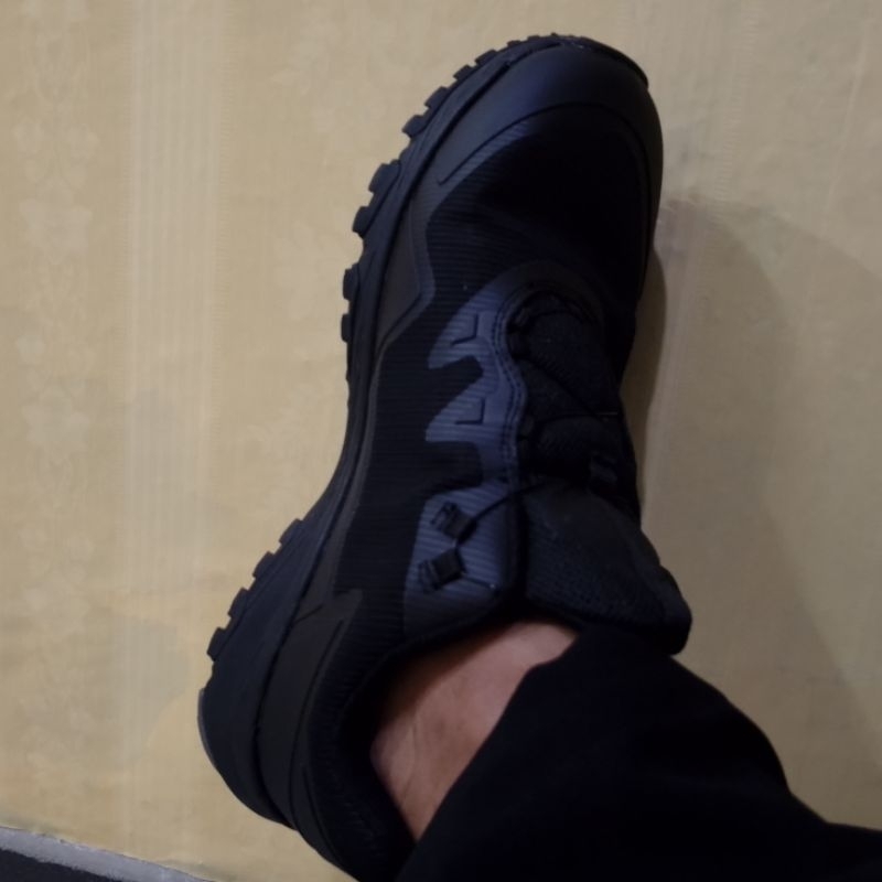 sepatu tactical hitam