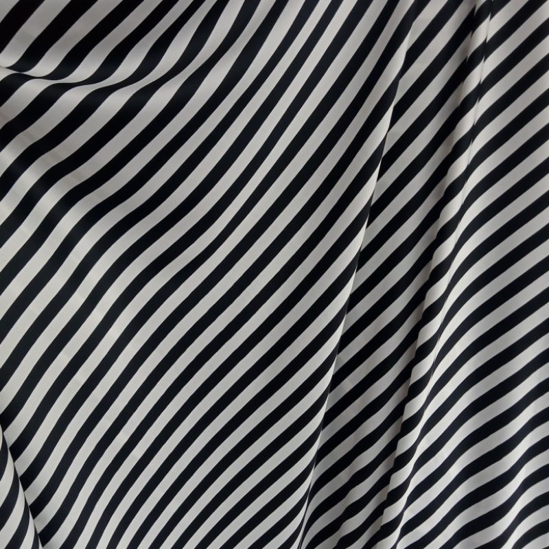 Kain Baby Silk Motif Salur Import - Kain Zara Silk - Kain Silk Lembut - Kain Meteran Dzc | Harga Per