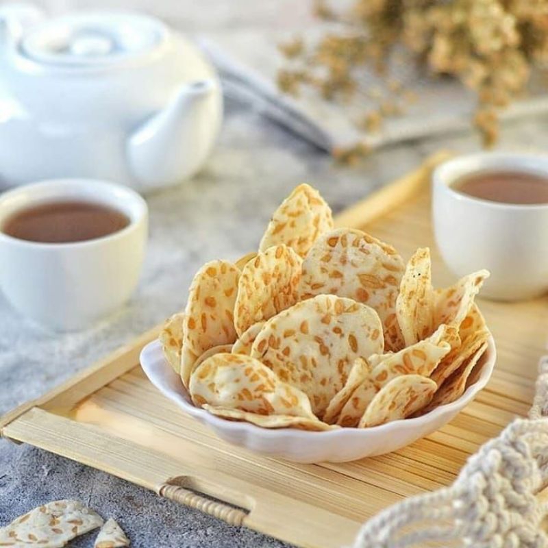 

Keripik tempe renyah crispy isi 500gram keripik tempe sagu