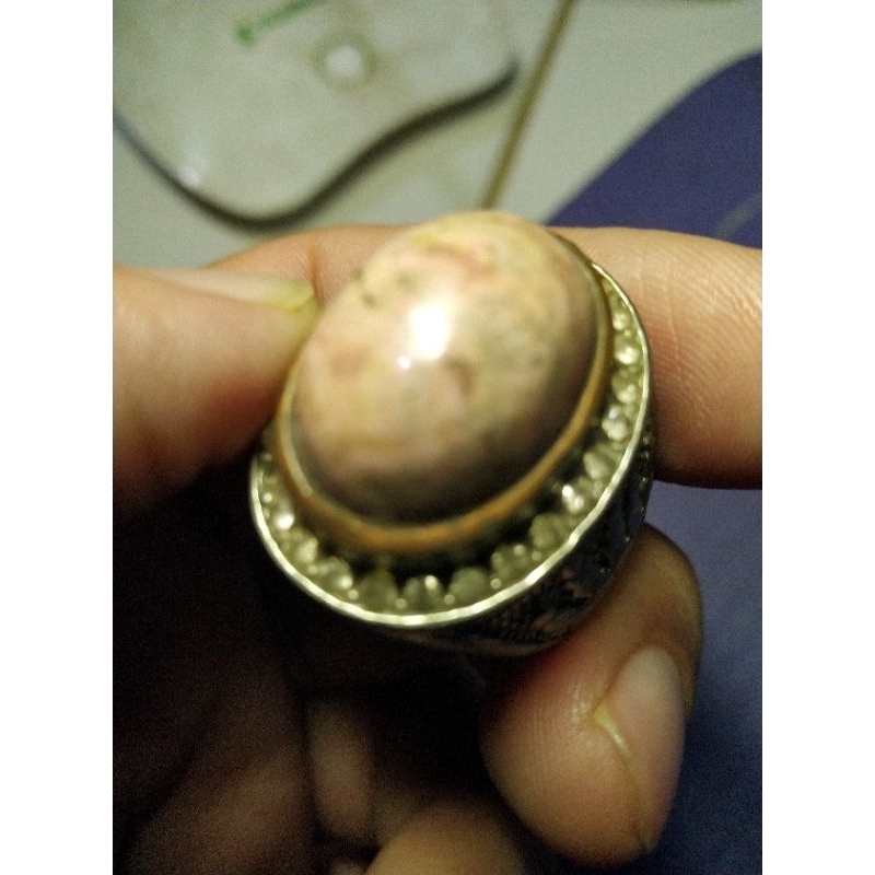 Batu Akik Pink Borneo Tua Unik kode 36/748