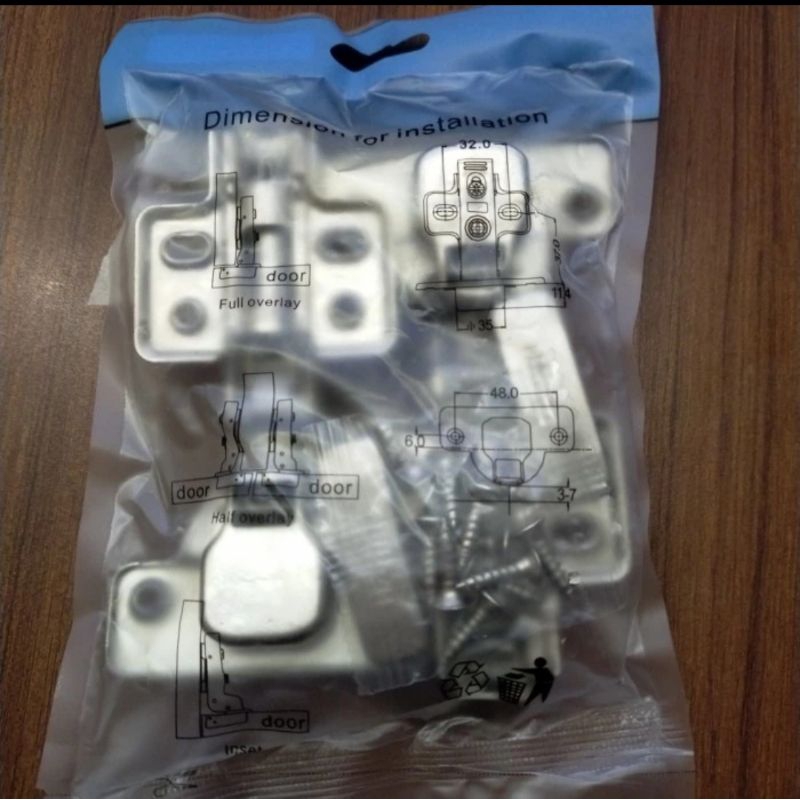 Engsel sendok harfit biru lurus slow motion SM-0