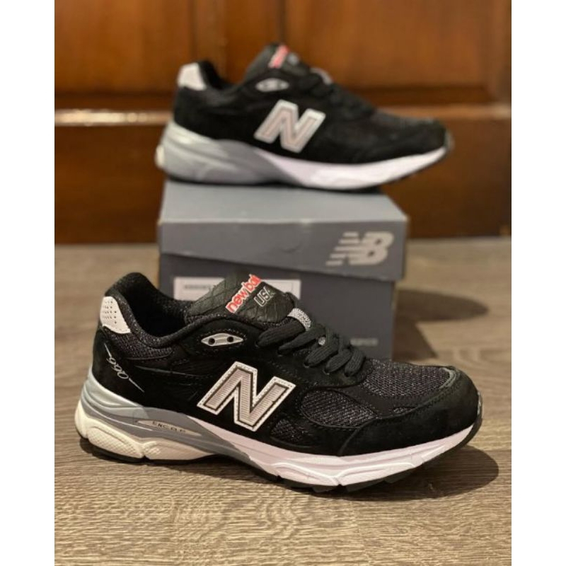 Sneakers NB 990 V3 Black White Sepatu Lari Sepatu Sneakers Premium Bnib