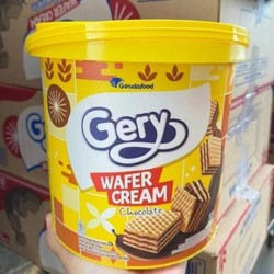 

GERY Wafer Cream Chocolate Kemasan Kaleng Timba 250 gr