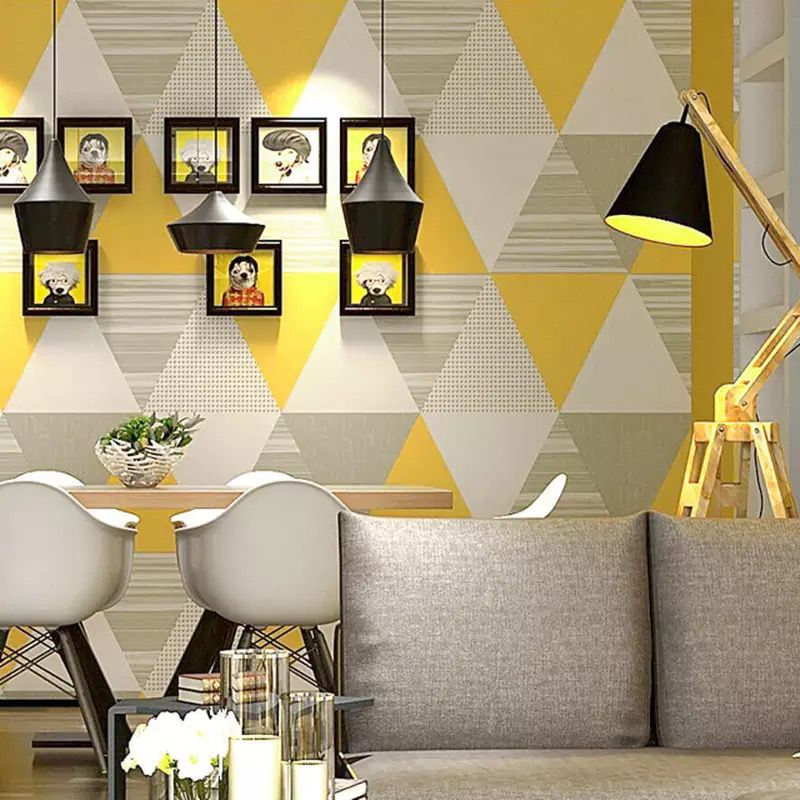 Wallpaper Dinding Motif Segitiga Kuning Abu Hitam