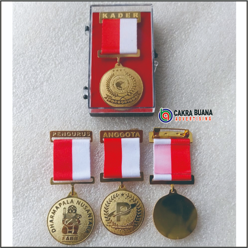LENCANA_LENCANA TANDA JABATAN_LENCANA EMAS_GANTUNGAN PITA PIN_LENCANA CUSTOM_LENCANA PIN KOTAK MIKA