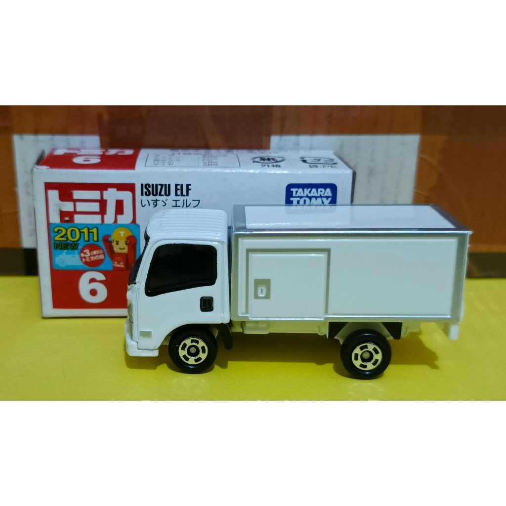 Tomica 6 ISUZU ELF