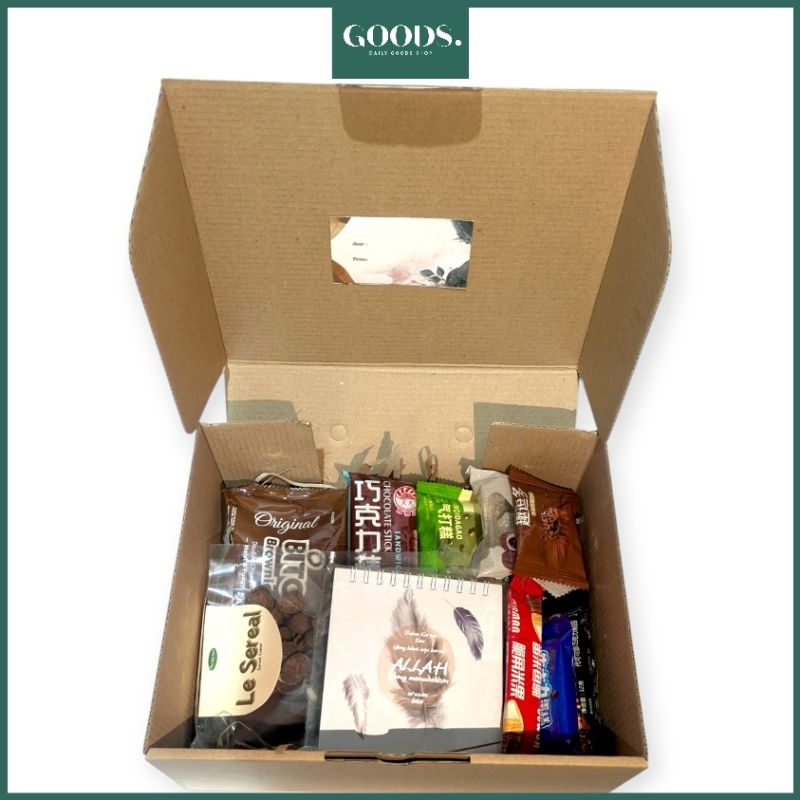 

Snack Hampers Gift Box | Kado Snack Box Kekinian Terlengkap Free Kartu Ucapan